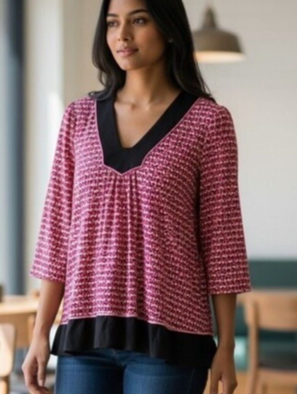 Dressbarn Geometric Tunic Top 3/4 Sleeves V Neck Sz. L